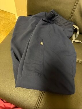 Figs Navy Women's Jogger Scrub Pants